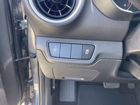 Used 2023 Kia Forte LXS FWD image 16