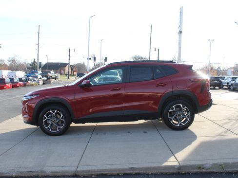 New 2026 Chevrolet Trax LT image 6