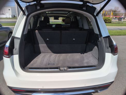 Used 2020 Mercedes-Benz GLS 450 4MATIC image 25