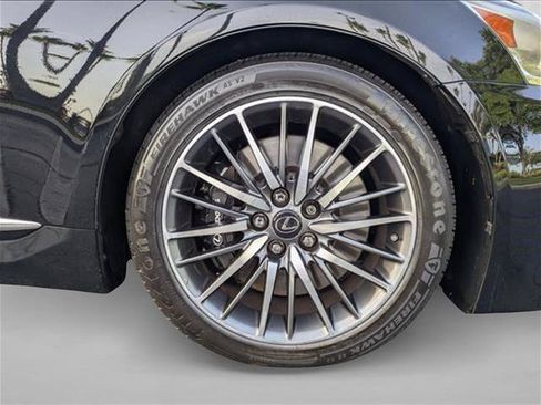 Used 2015 Lexus LS 460 AWD w/ F Sport Package image 22