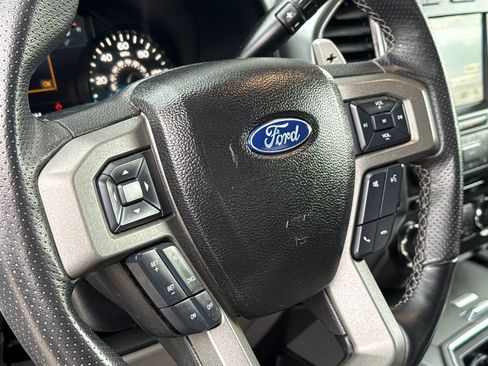 Used 2017 Ford F150 XLT AWD/4WD image 29