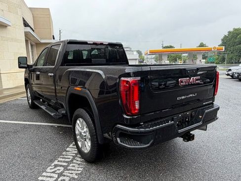 Used 2023 GMC Sierra 2500 Denali w/ Denali Ultimate Package AWD/4WD image 5