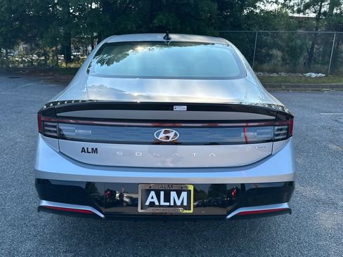 New 2025 Hyundai Sonata SEL image 4