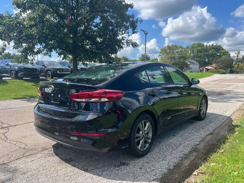 Used 2017 Hyundai Elantra Value Edition FWD image 5