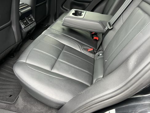 Certified 2024 Land Rover Range Rover Evoque Dynamic SE AWD/4WD image 32