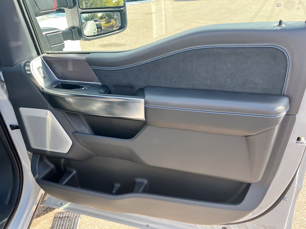 New 2026 Ford F250 Platinum AWD/4WD image 13