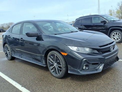Used 2021 Honda Civic Sport image 2