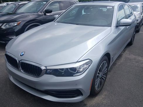 Used 2020 BMW 530i w/ Convenience Package RWD image 1