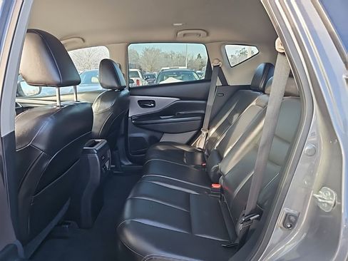 Used 2023 Nissan Murano SV image 14