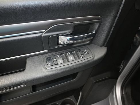 Used 2024 RAM 1500 Warlock RWD image 11