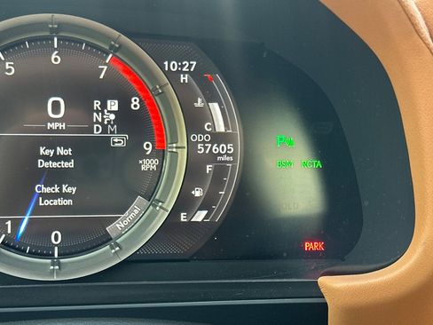 Used 2018 Lexus LC 500 Coupe w/ Performance Package image 32