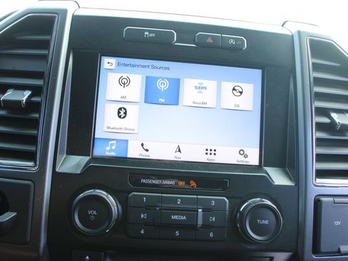 Used 2017 Ford F150 XLT w/ Equipment Group 302A Luxury RWD image 49