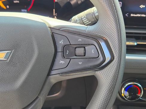 Used 2024 Chevrolet TrailBlazer LS w/ LS Convenience Package FWD image 28