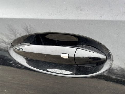 New 2025 Buick Envision Sport Touring image 13