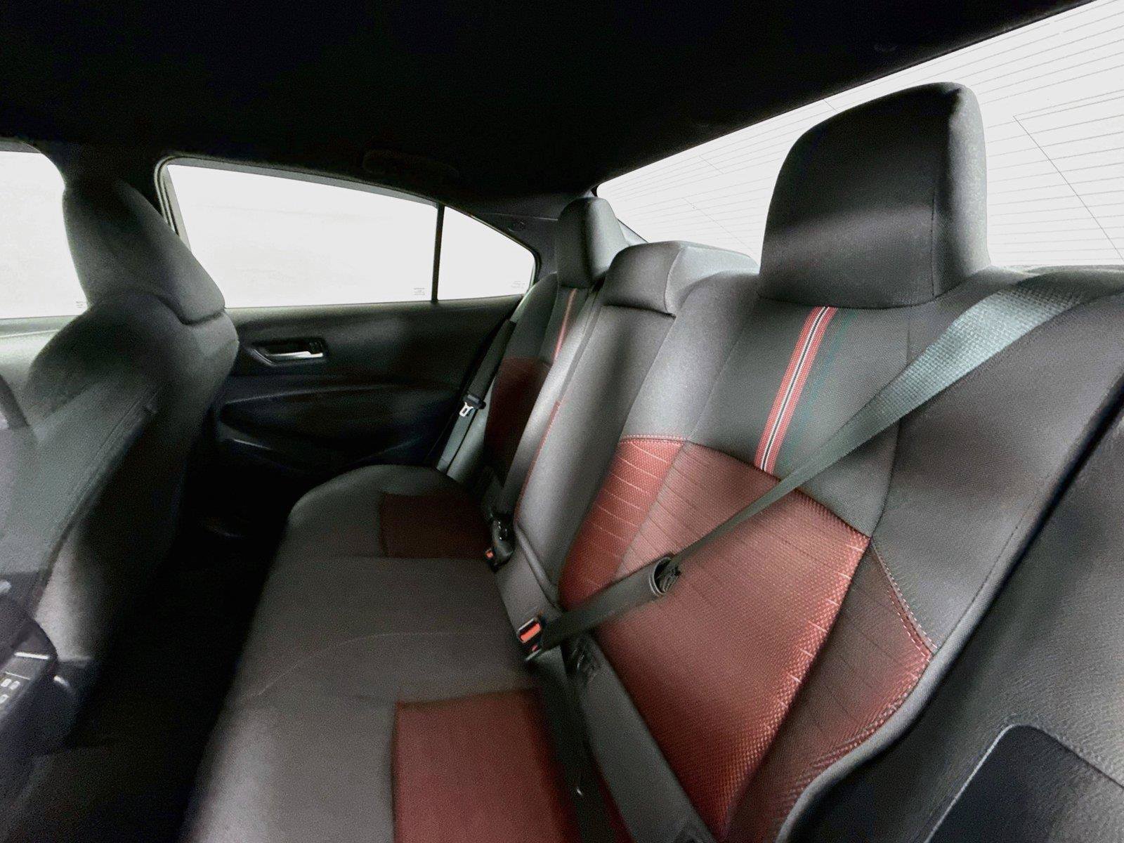 Certified 2026 Toyota Corolla SE w/ SE Package FWD image 27