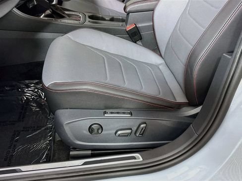 Certified 2026 Volkswagen Jetta GLI Autobahn FWD image 20