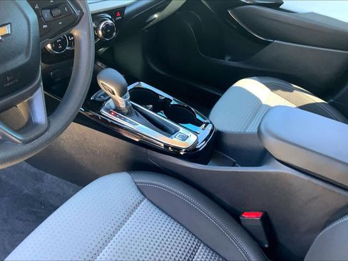 Certified 2024 Chevrolet Trax LT image 16