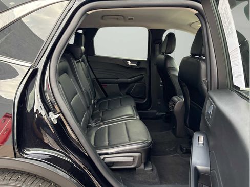 Used 2025 Ford Escape Platinum image 14