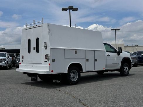 New 2026 GMC Sierra 3500 Pro w/ Convenience Package AWD/4WD image 10