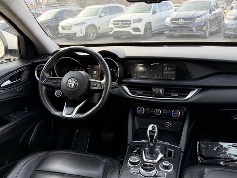 Used 2020 Alfa Romeo Stelvio AWD w/ Cold Weather Package image 44
