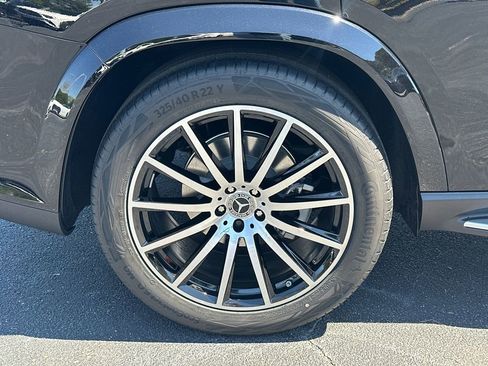 New 2026 Mercedes-Benz GLS 450 4MATIC image 19