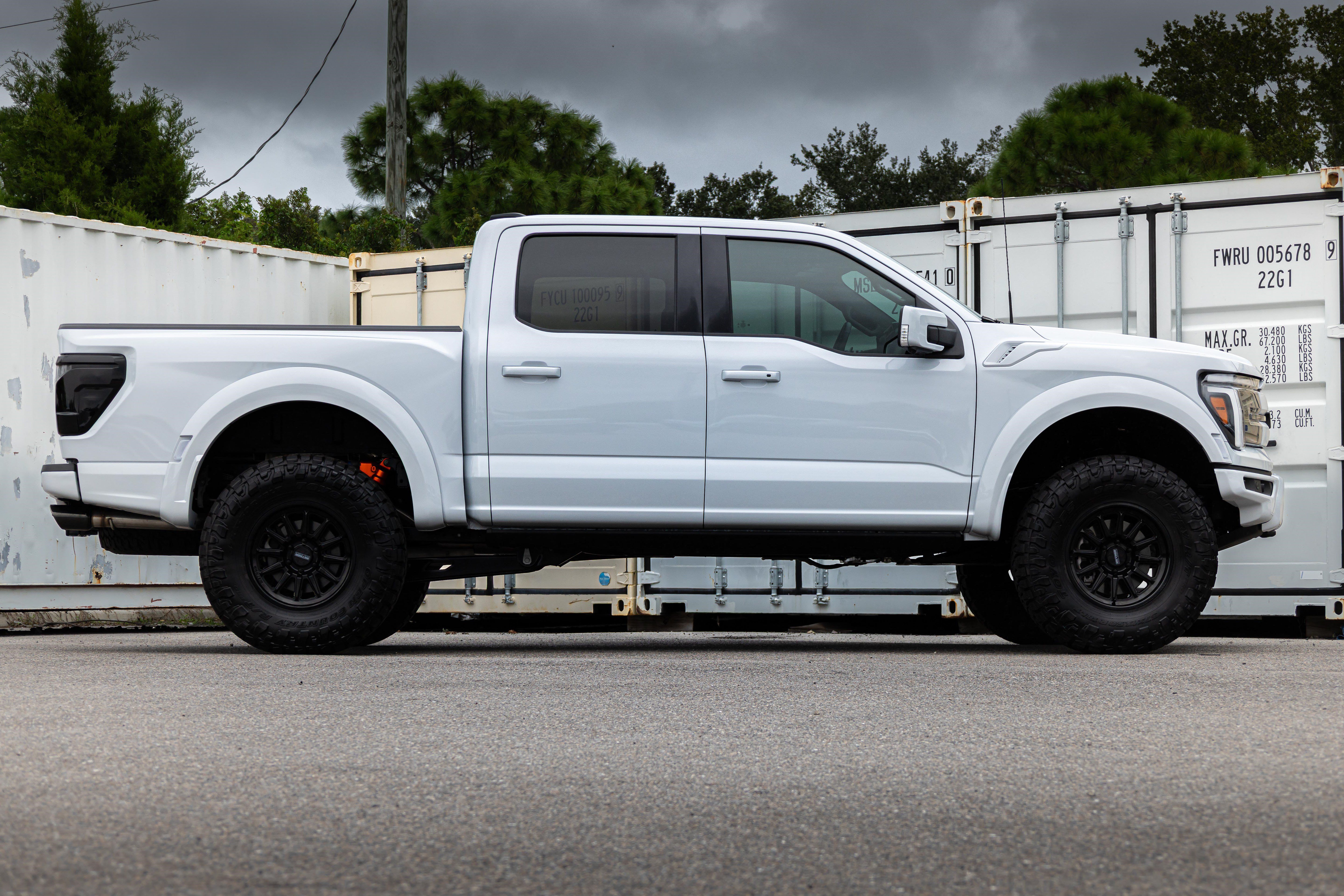 New 2025 Ford F150 Raptor AWD/4WD image 3