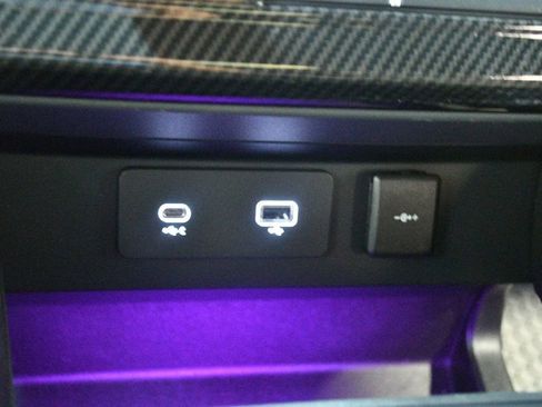 Used 2023 Land Rover Defender 110 X image 67