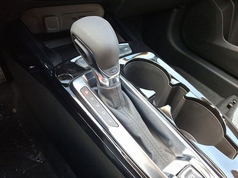 New 2026 Chevrolet Trax LT w/ Sunroof Package image 7