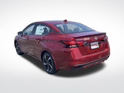 New 2025 Nissan Versa SR w/ Trunk Package