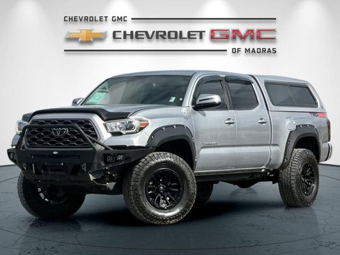 Used 2021 Toyota Tacoma TRD Off-Road image 7