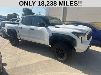 Used 2024 Toyota Tacoma TRD Pro AWD/4WD video 2