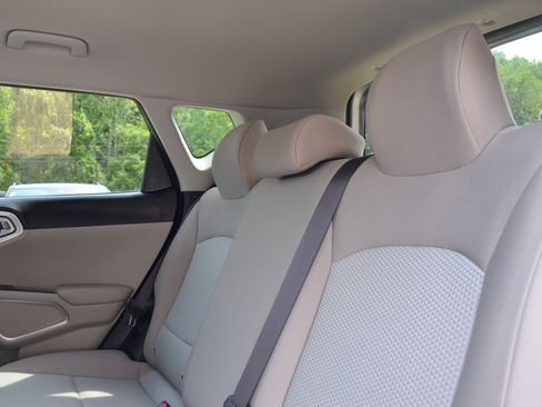 Used 2020 Kia Soul LX image 16