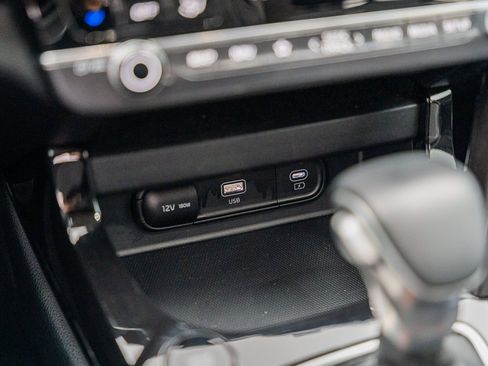 Used 2024 Kia Seltos S image 39