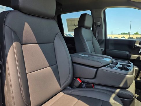New 2026 GMC Sierra 2500 Pro w/ Convenience Package AWD/4WD image 25