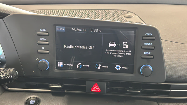 Certified 2025 Hyundai Elantra Sport FWD image 15