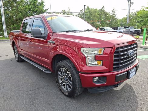 Used 2015 Ford F150 XLT w/ Equipment Group 302A Luxury AWD/4WD image 3
