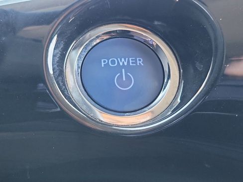 Used 2021 Toyota Prius Prime XLE FWD image 26