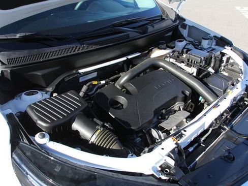 Used 2023 Chevrolet Equinox LT image 13