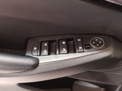 Certified 2021 Kia Seltos S image 18