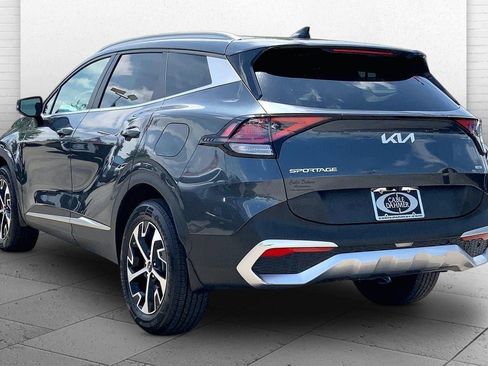 Used 2023 Kia Sportage EX AWD/4WD image 10