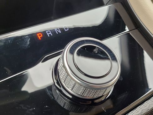 New 2025 Jeep Grand Cherokee Limited w/ Trailer Tow Package image 28