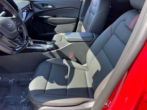 New 2026 Chevrolet Trax RS w/ Sunroof Package FWD image 13