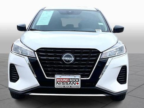 Certified 2024 Nissan Kicks S image 3