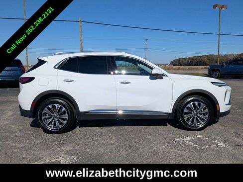 Used 2025 Buick Envision Preferred image 2