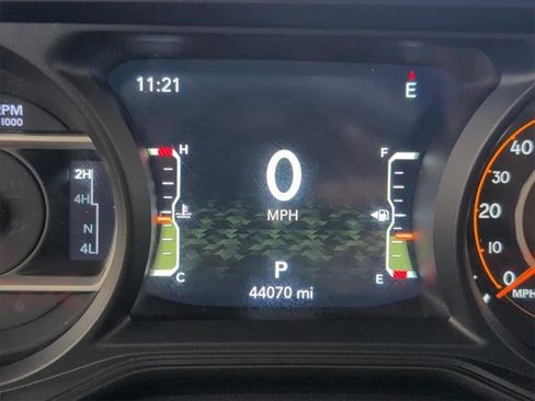 Certified 2024 Jeep Wrangler Unlimited Rubicon image 27