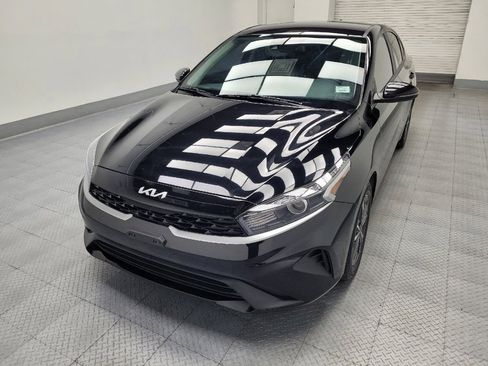 Used 2023 Kia Forte LXS w/ LXS Technology Package FWD image 15
