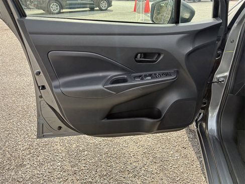 Used 2024 Nissan Versa S w/ S Plus Package image 18