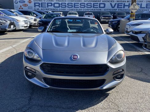 Used 2017 FIAT 124 Spider Lusso image 3