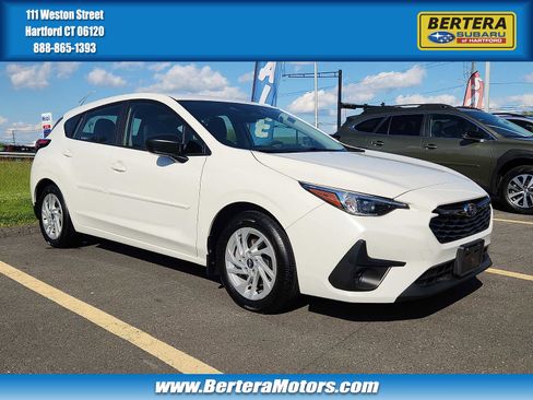 Certified 2025 Subaru Impreza 2.0i AWD/4WD image 1