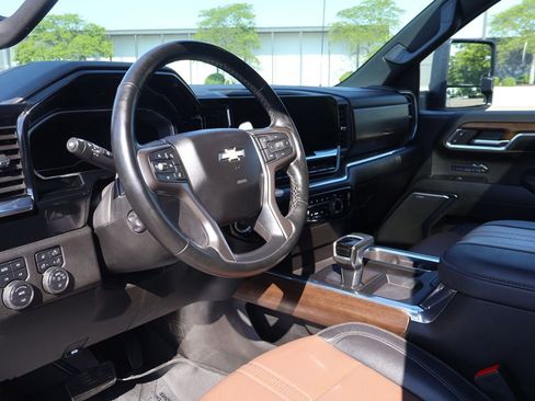 Used 2024 Chevrolet Silverado 1500 High Country w/ Max Trailering Package AWD/4WD image 31